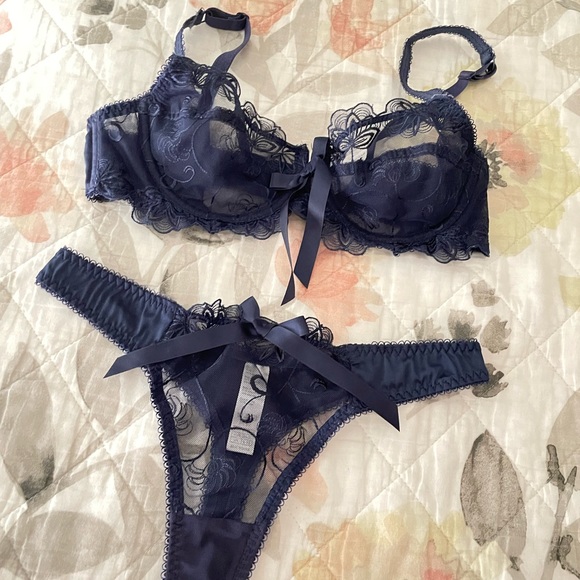 Blue Floral Lingerie Set - Picture 2 of 4